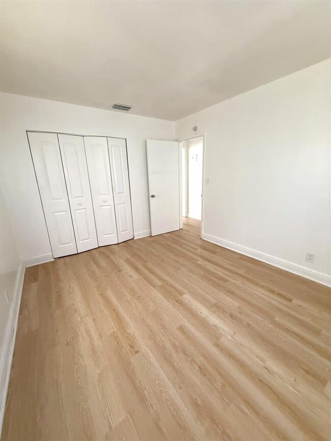 Photo - 4130 NW 31st Ter Unidad 1