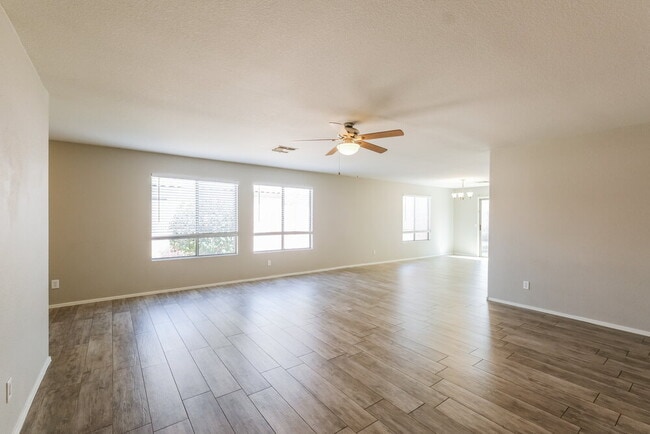 Photo - 16071 W Adams St