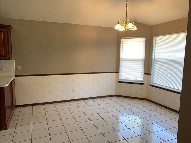 Photo - 2909 Sandstone Dr