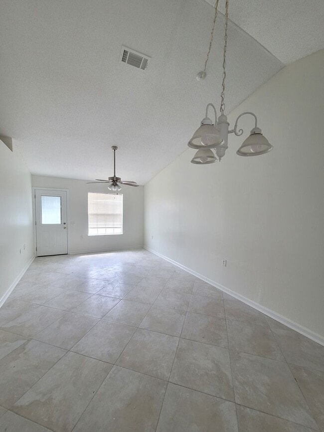Photo - 9623 Cobblebrook Dr