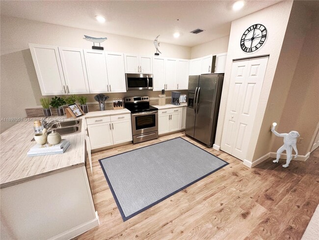Photo - 132 SW 185th Way
