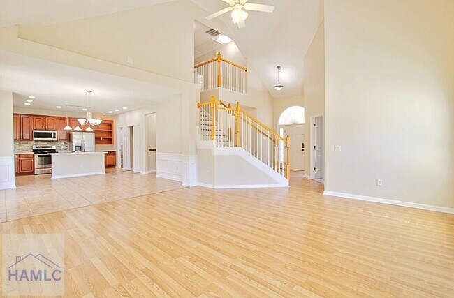 Photo - 7 Limestone Ln