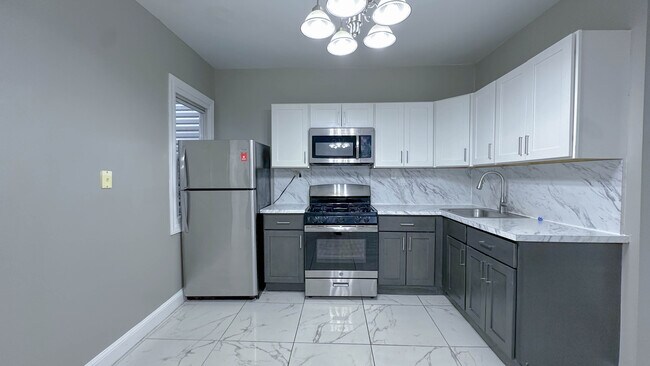 Photo - 165 Winfield Ave Unidad 4