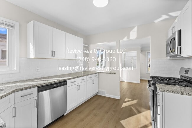 Photo - 18240 Negaunee