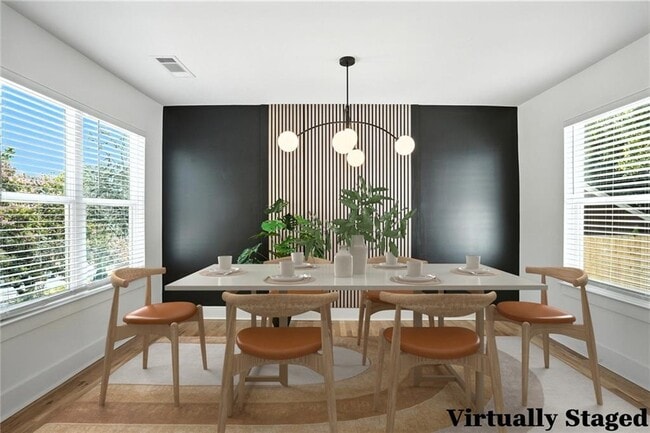 Photo - 1597 Glenwood Ave SE