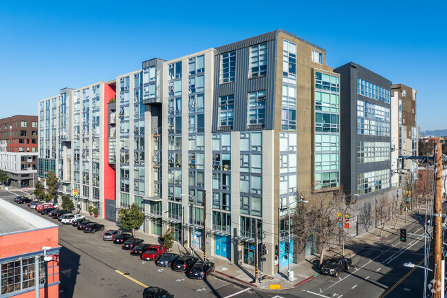 Photo - Sierra At Jack London Square Apartments