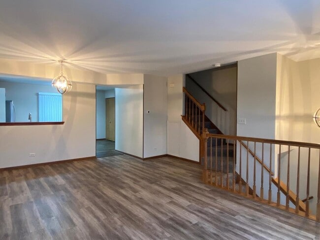 Photo - 34 S Macgillis Dr