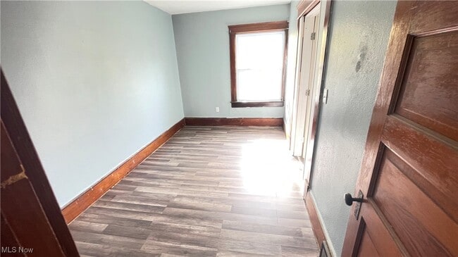 Building Photo - 4322 Bush Ave Unit Up