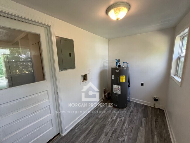 Photo - 212 E Andover Ave