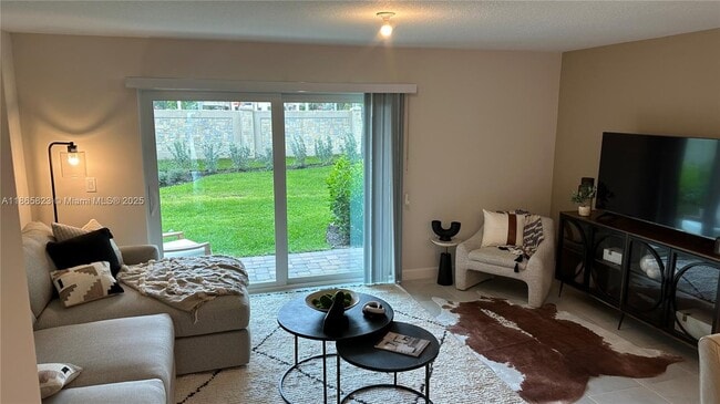 Photo - 6749 Broadwater Ln