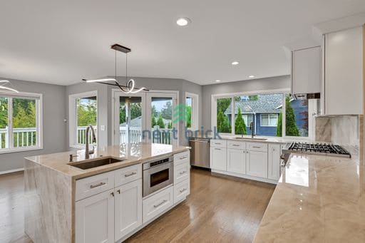 Photo - Beautiful home with 4 beds, 3.5 baths for rent