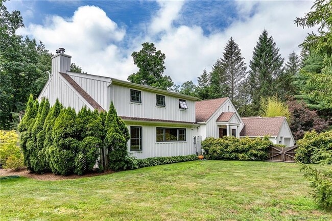 Photo - 147 Wykeham Rd