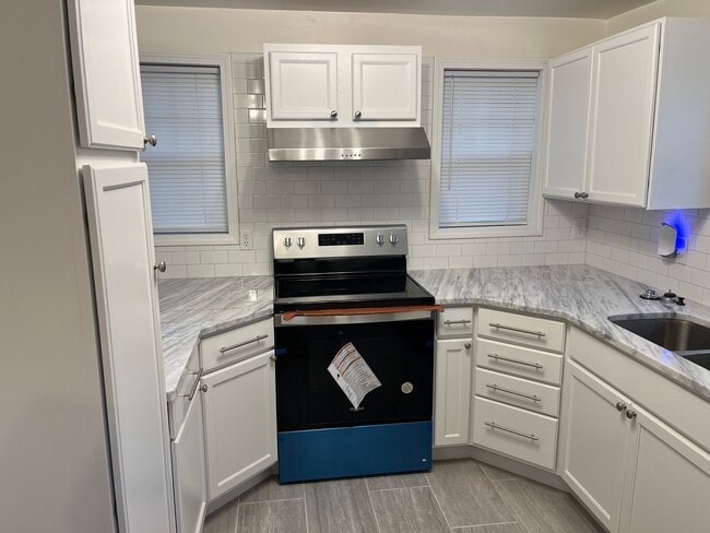 Photo - 309 7th St Unit B