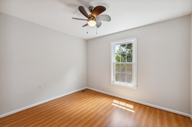 Photo - 3829 Ogilvie Ct