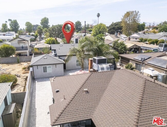 Photo - 6635 Riverton Ave