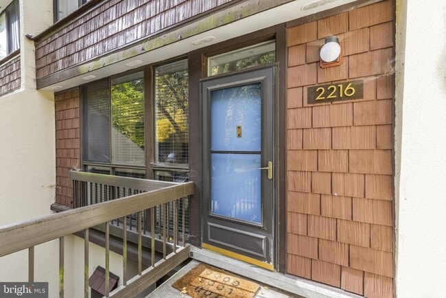 Photo - 2216 S Quincy St