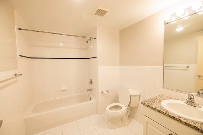 Photo - Essex Commons