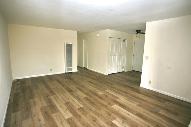 Photo - 1392 Helix St Unit Helix 1394