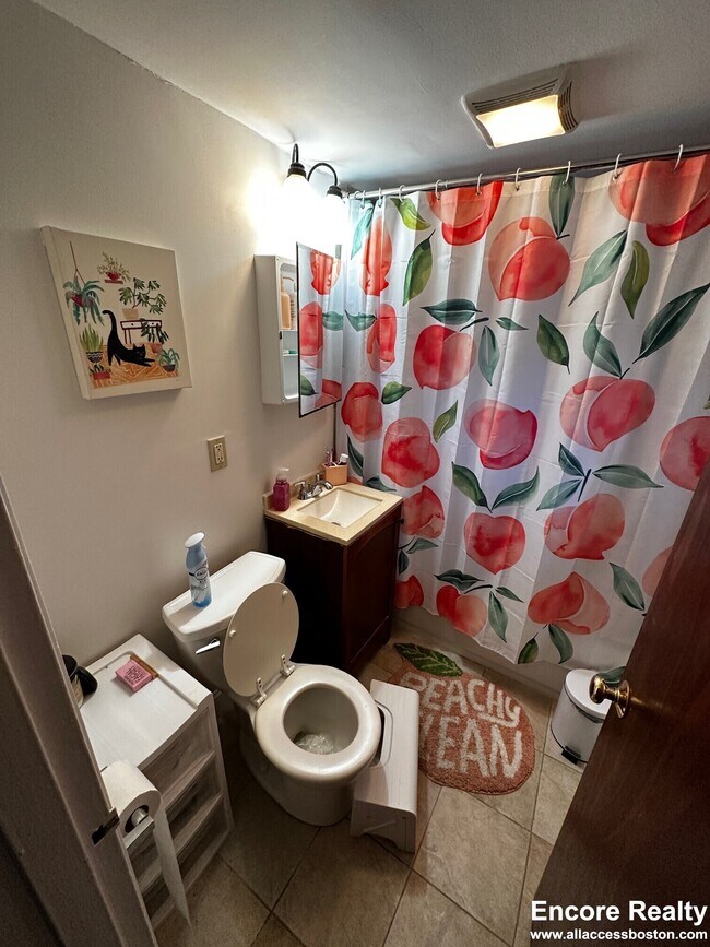 Photo - 61 Selkirk Rd Unit 7