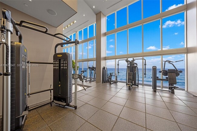 Building Photo - 1800 S Ocean Dr Unit 3607