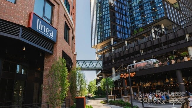 Photo - 2161 Hawkins St Unit 3H-P