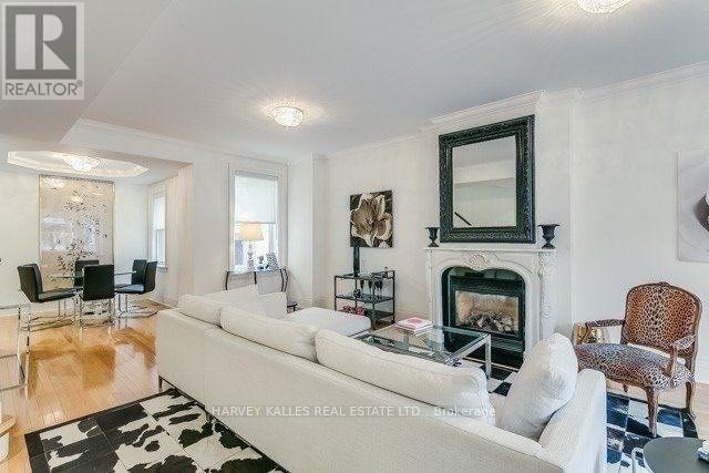 Photo - 99 Hazelton Ave