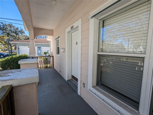 Photo - 608 9th Ave N