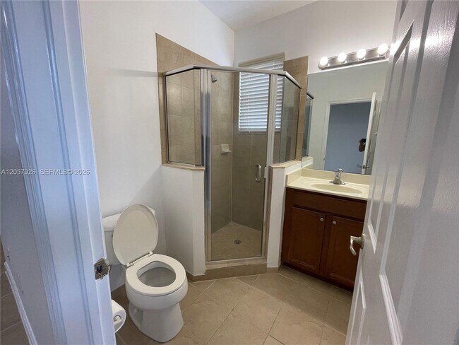 Photo - 9341 SW 170th Passage Unit Studio