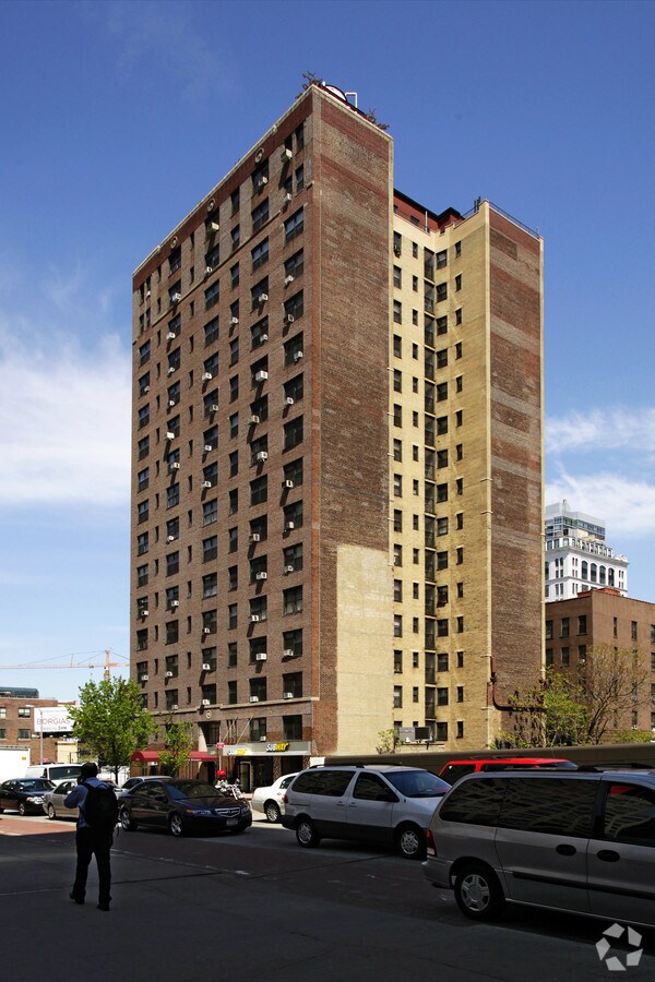 453 - 455 W 34th St - 453-455 W 34th St