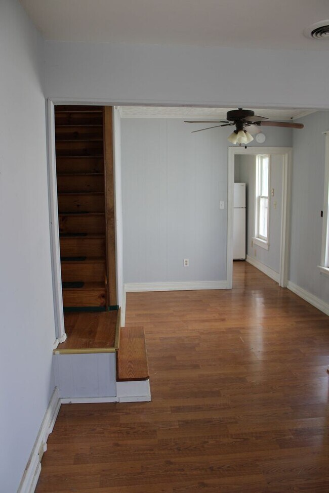 109 Lumber St