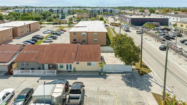 Building Photo - 330 W 74th Pl Unit 330 Rental