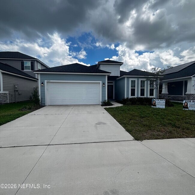 2105 Featheredge Wy