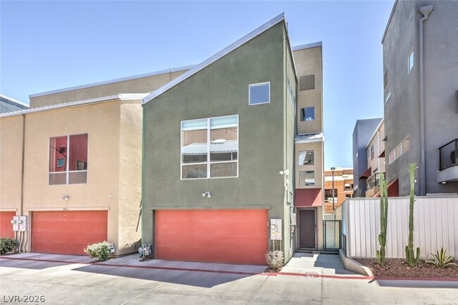 Photo - 1999 Yaupon Ave