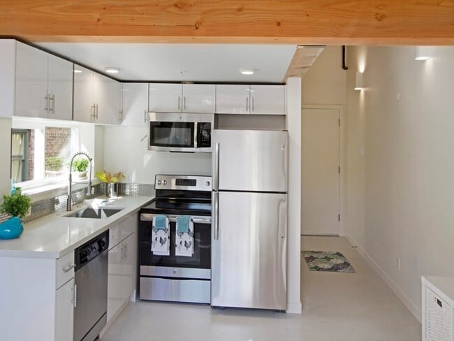 Building Photo - Arbol Lofts