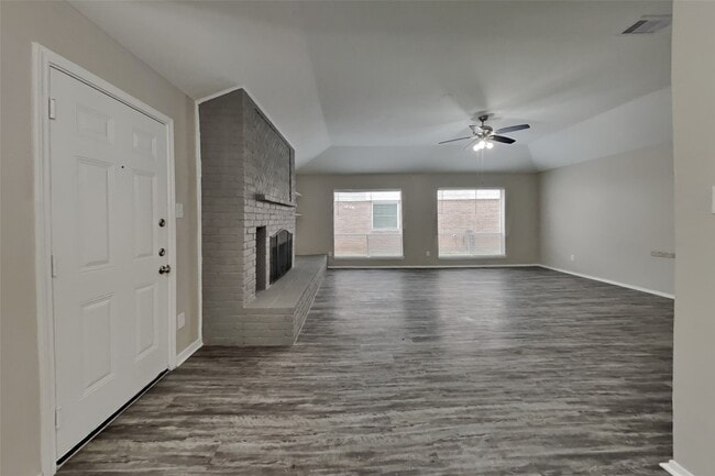 Photo - 4703 Fleming Downe Ln