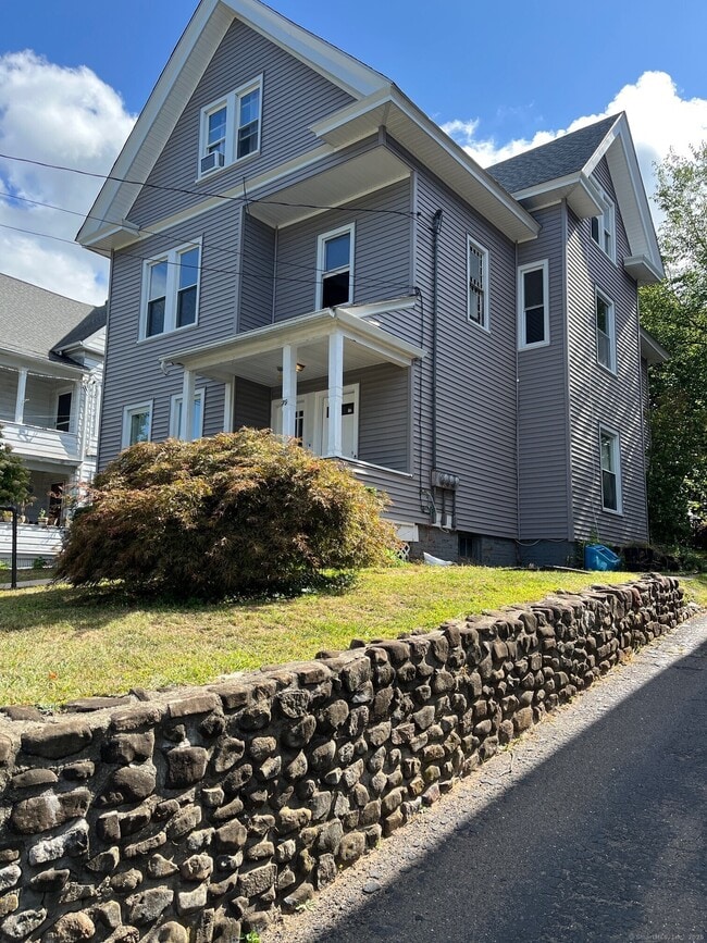 Building Photo - 99 N Whittlesey Ave Rental