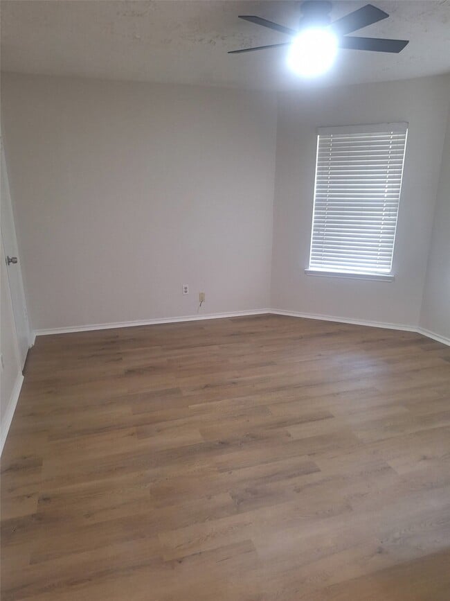 9623 Yearling Cir