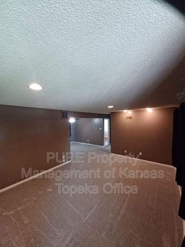 Photo - 4227 SW Drury Ln