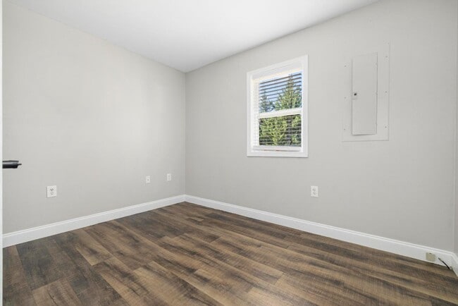 Photo - 124 Zeb Grindstaff Rd