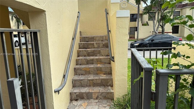 Photo - 8834 SW 130th Ct Unit 212