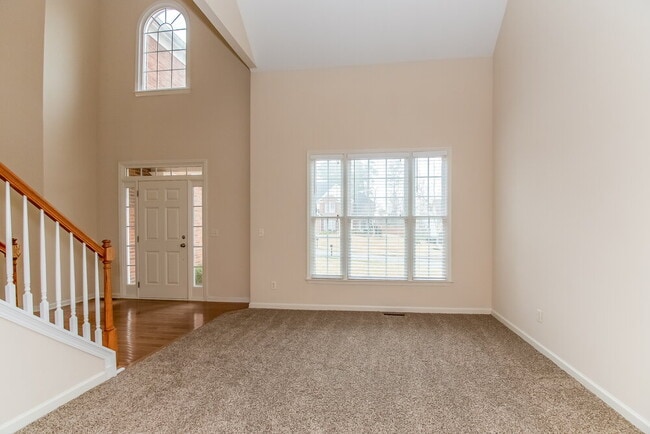 Photo - 312 Viceroy Curve