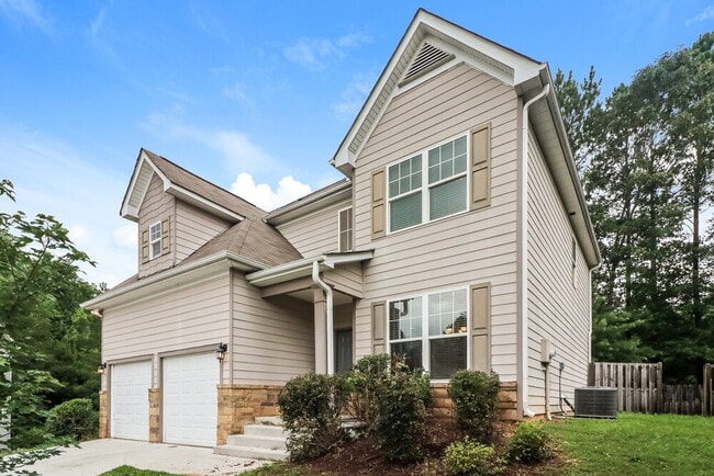 Photo - 279 Faron Dr