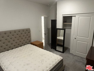 Photo - 2957 W Lincoln Ave
