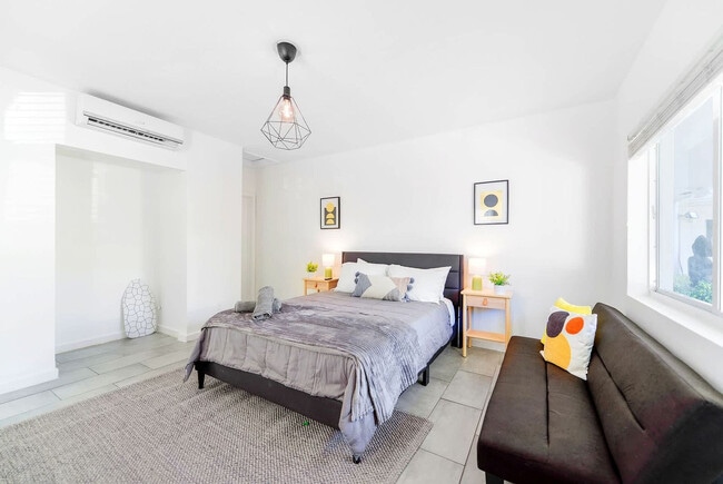 Photo - 515 NE 82nd St Unidad FL1-ID1022261P