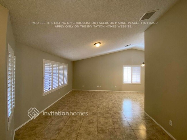 Photo - 6526 N 69th Dr