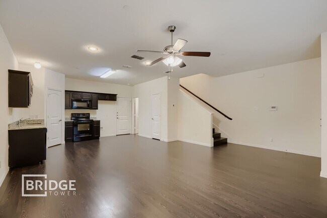 1317 Lake Crest Lane