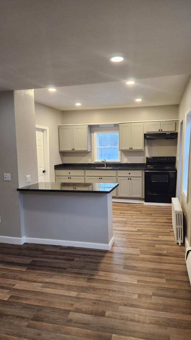 Photo - 116 Chestnut St Unidad B Lower