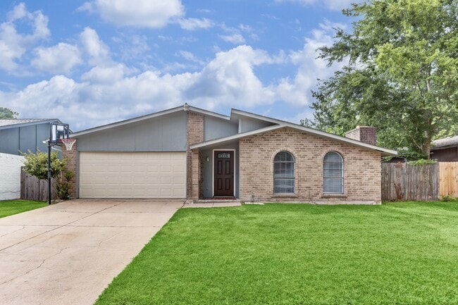 Photo - 15530 Camino Del Sol Dr