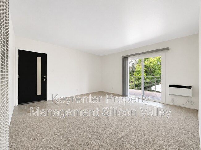 Photo - 923 Ravenscourt Ave