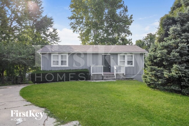 Building Photo - 717 NE Westwind Dr